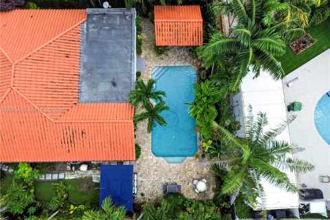 Casa en venta en Miami, Florida, 3 dormitorios, 176.7 m2 № 2381574 - foto 24