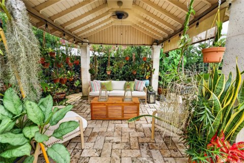 Casa en venta en Miami, Florida, 3 dormitorios, 176.7 m2 № 2381574 - foto 14