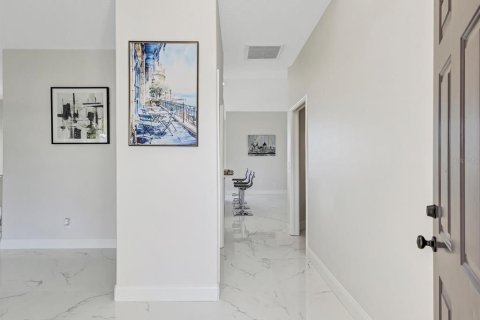 Villa ou maison à vendre à Palmetto, Floride: 4 chambres, 200.76 m2 № 2419706 - photo 3