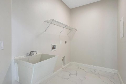 Villa ou maison à vendre à Palmetto, Floride: 4 chambres, 200.76 m2 № 2419706 - photo 8