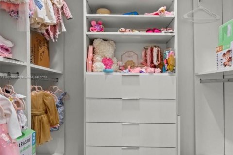 House in Homestead, Florida 5 bedrooms, 263.66 sq.m. № 1979893 - photo 28