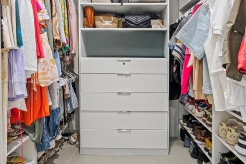 House in Homestead, Florida 5 bedrooms, 263.66 sq.m. № 1979893 - photo 26