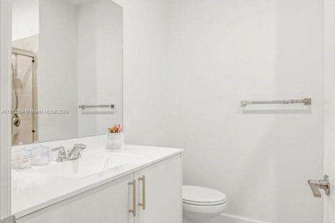 House in Homestead, Florida 5 bedrooms, 263.66 sq.m. № 1979893 - photo 29