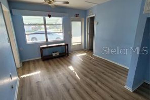 Commercial property in Englewood, Florida 71.35 sq.m. № 2098812 - photo 12