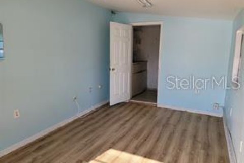 Commercial property in Englewood, Florida 71.35 sq.m. № 2098812 - photo 7