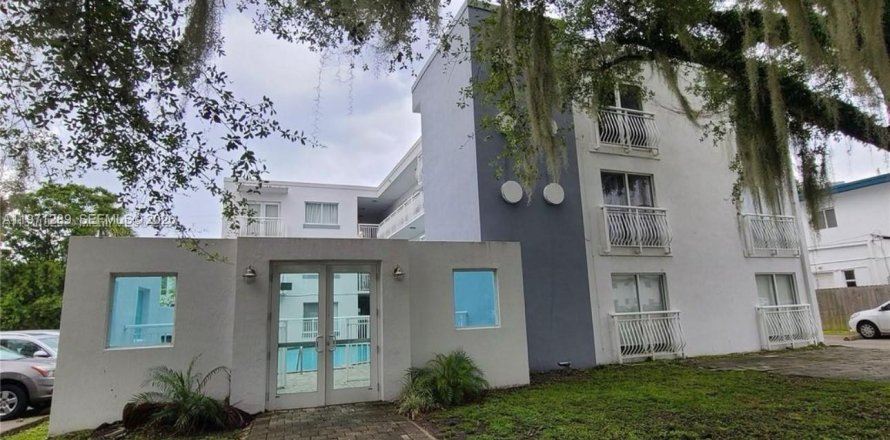 Condo à Miami, Floride, 1 chambre  № 2042239