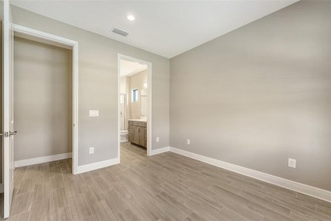 Casa en venta en Bradenton, Florida, 4 dormitorios, 323.86 m2 № 1831658 - foto 27