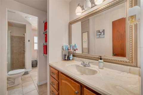 House in Saint Petersburg, Florida 2 bedrooms, 114.73 sq.m. № 1598168 - photo 20