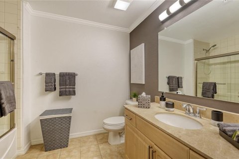 Condo in Sarasota, Florida, 2 bedrooms  № 1843444 - photo 21