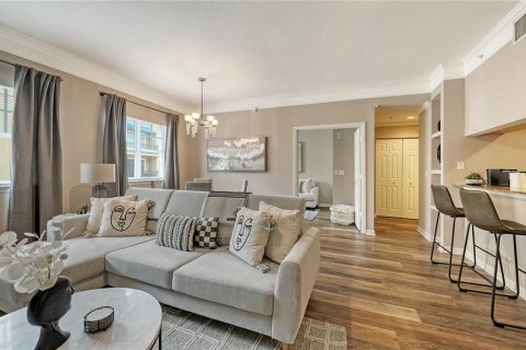 Condo in Sarasota, Florida, 2 bedrooms  № 1843444 - photo 5