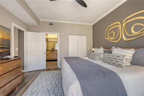 Condo in Sarasota, Florida, 2 bedrooms  № 1843444 - photo 15