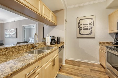 Condo in Sarasota, Florida, 2 bedrooms  № 1843444 - photo 11