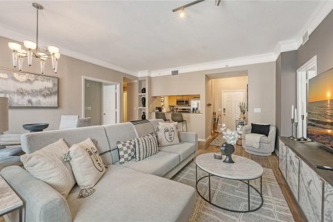 Condo in Sarasota, Florida, 2 bedrooms  № 1843444 - photo 6