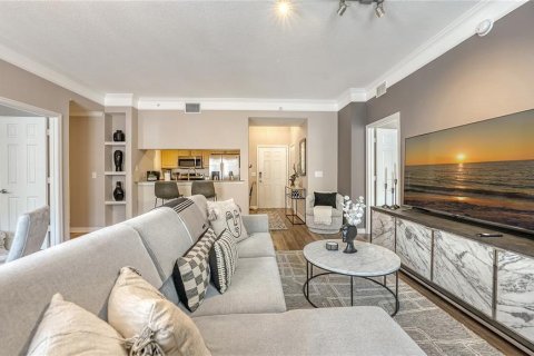 Condo in Sarasota, Florida, 2 bedrooms  № 1843444 - photo 1