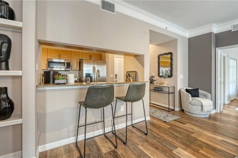 Condo in Sarasota, Florida, 2 bedrooms  № 1843444 - photo 9