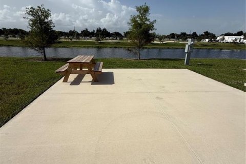 Terreno en Punta Gorda, Florida № 2195991