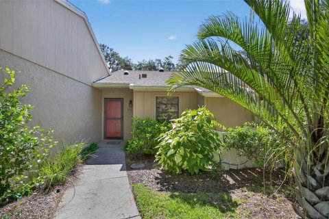 Condo in Sarasota, Florida, 2 bedrooms  № 1827232 - photo 1