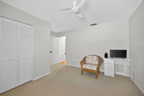 Condo in Sarasota, Florida, 2 bedrooms  № 1827232 - photo 16