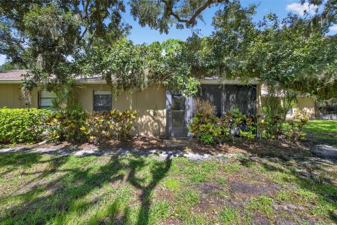 Condo in Sarasota, Florida, 2 bedrooms  № 1827232 - photo 25