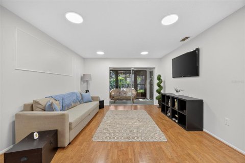 Condo in Sarasota, Florida, 2 bedrooms  № 1827232 - photo 3