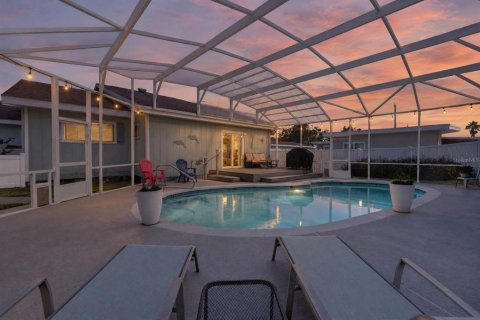 Villa ou maison à vendre à Holly Hill, Floride: 4 chambres, 250.74 m2 № 2415450 - photo 2