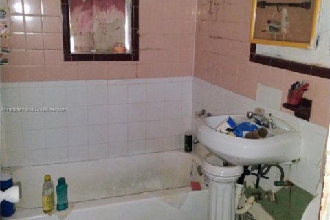 Immobilier commercial à vendre à Miami, Floride: 135.27 m2 № 1953761 - photo 10