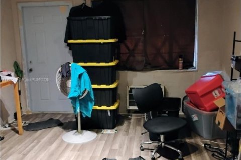 Immobilier commercial à vendre à Miami, Floride: 135.27 m2 № 1953761 - photo 3