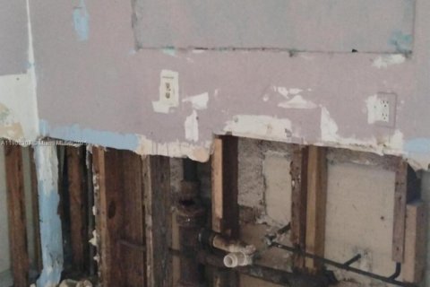 Immobilier commercial à vendre à Miami, Floride: 135.27 m2 № 1953761 - photo 11