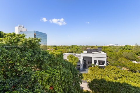 Снять в аренду кондоминиум в Майами, Флорида 1 спальня, 64.57м2, № 1963730 - фото 18