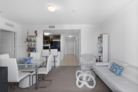 Снять в аренду кондоминиум в Майами, Флорида 1 спальня, 64.57м2, № 1963730 - фото 10