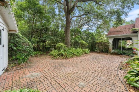 House in Gainesville, Florida 3 bedrooms, 197.6 sq.m. № 2202766 - photo 28