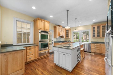 House in Gainesville, Florida 3 bedrooms, 197.6 sq.m. № 2202766 - photo 11