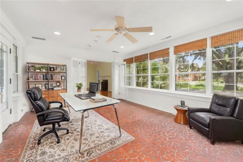 House in Gainesville, Florida 3 bedrooms, 197.6 sq.m. № 2202766 - photo 19