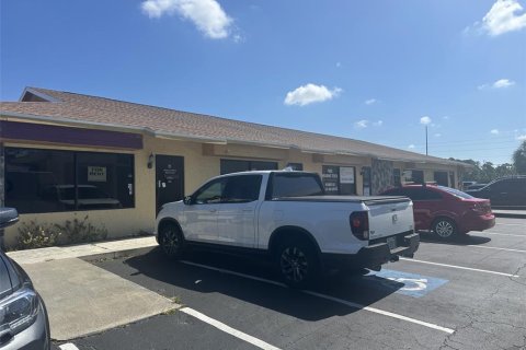 Commercial property in Englewood, Florida 92.9 sq.m. № 1744278 - photo 13