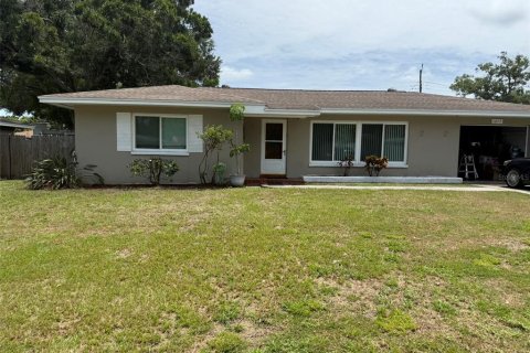 Casa en Clearwater, Florida 2 dormitorios, 113.71 m2 № 2117303