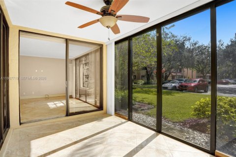 Купить кондоминиум в Плантация, Флорида 7 комнат, 104.05м2, № 2030405 - фото 29