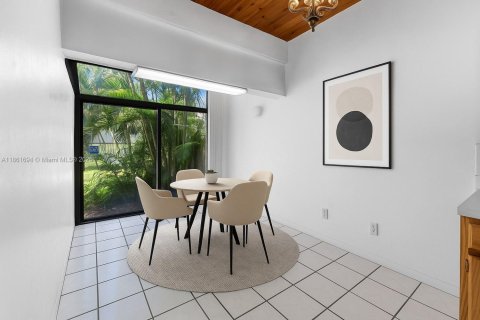 Adosado en venta en Miami, Florida, 3 dormitorios, 156.08 m2 № 1890603 - foto 10