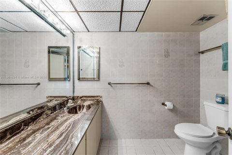 Adosado en venta en Miami, Florida, 3 dormitorios, 156.08 m2 № 1890603 - foto 16
