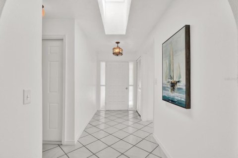 Villa ou maison à vendre à Palm Harbor, Floride: 4 chambres, 188.31 m2 № 1800074 - photo 5