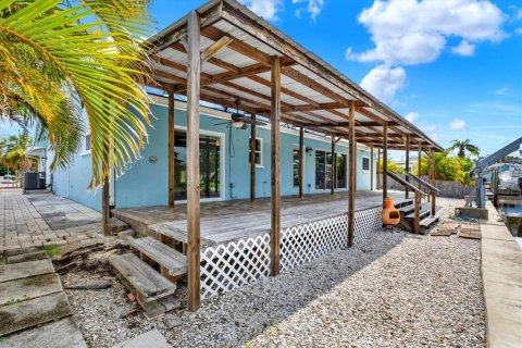 Villa ou maison à vendre à Palm Harbor, Floride: 4 chambres, 188.31 m2 № 1800074 - photo 30
