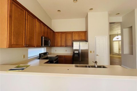 Casa en alquiler en Orlando, Florida, 4 dormitorios, 237.55 m2 № 1853811 - foto 8