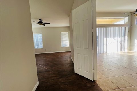 Casa en alquiler en Orlando, Florida, 4 dormitorios, 237.55 m2 № 1853811 - foto 23