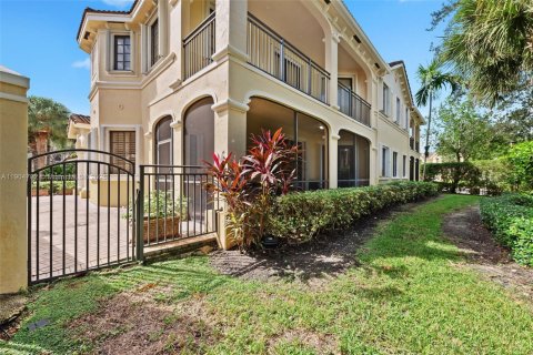 Townhouse in Weston, Florida 3 bedrooms, 148.64 sq.m. № 1955171 - photo 25