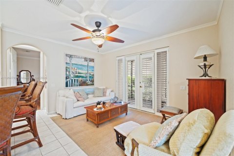 Townhouse in Weston, Florida 3 bedrooms, 148.64 sq.m. № 1955171 - photo 10