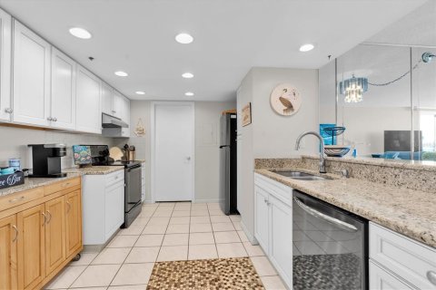 Condominio en venta en Saint Petersburg, Florida, 2 dormitorios, 115.2 m2 № 2337316 - foto 20