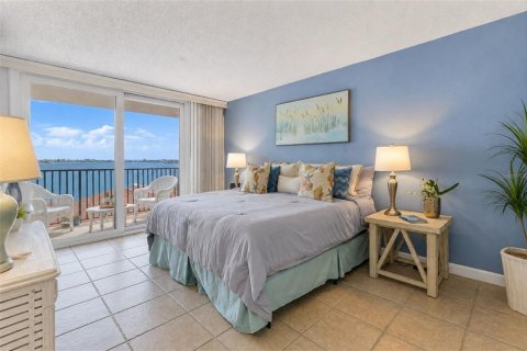 Condominio en venta en Saint Petersburg, Florida, 2 dormitorios, 115.2 m2 № 2337316 - foto 25