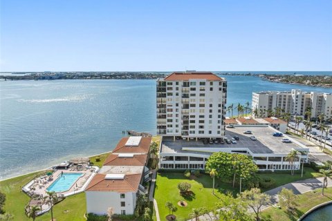 Condominio en venta en Saint Petersburg, Florida, 2 dormitorios, 115.2 m2 № 2337316 - foto 3