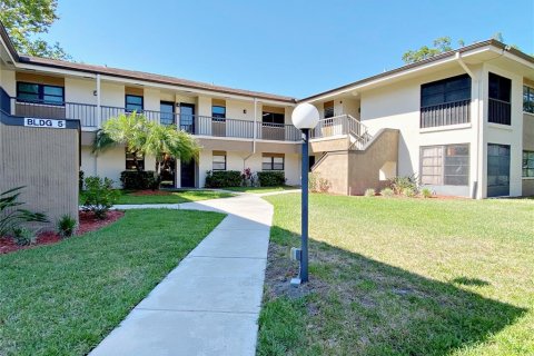 Condo in Palm Harbor, Florida, 2 bedrooms № 2227950