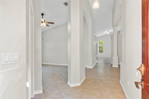 Villa ou maison à louer à Palm Coast, Floride: 4 chambres, 225.47 m2 № 2421734 - photo 4