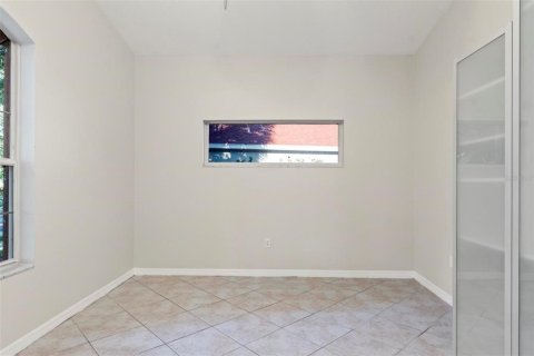 Villa ou maison à louer à Palm Coast, Floride: 4 chambres, 225.47 m2 № 2421734 - photo 24